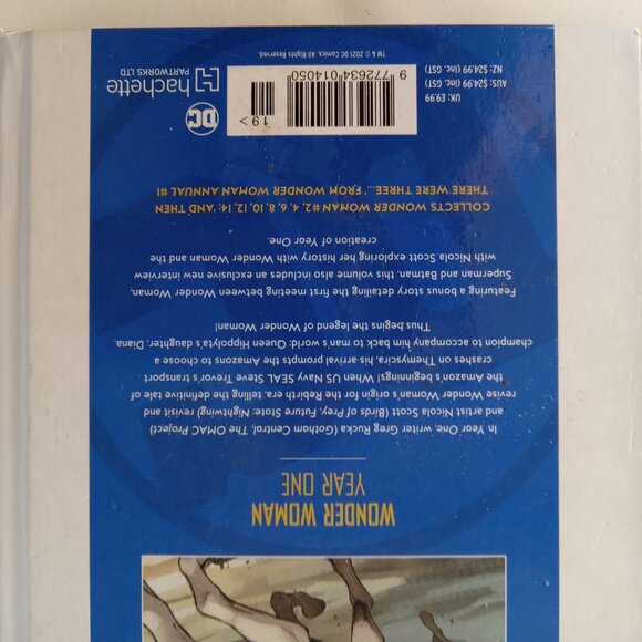 Lot Wonder Woman Year One - DC Comics Heroes & Villains Graphic Novel Collection - Picture 6 of 15